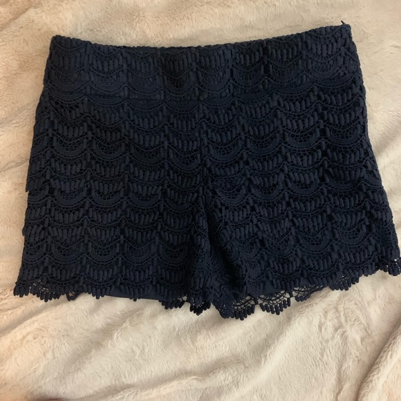 Loft Tiered Crochet Shorts 🤩 - Picture 4 of 8